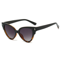 (6 PACK) Wholesale Sunglasses Women Fashion Cat Eye Cat Eye Trendy Unique 2025 - BulkSunglassesWholesale.com - Black Leopard Print Frame Gradient Black Lens