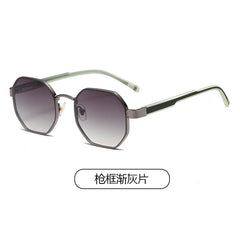 (6 PACK) Wholesale Sunglasses Small Trendy Street Vintage 2024 - BulkSunglassesWholesale.com - Gunmetal Frame Gradient Black Lens