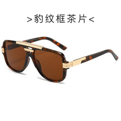 (6 PACK) Wholesale Sunglasses Trendy New Arrival Square Vintage Square Fashion Metal 2024 - BulkSunglassesWholesale.com - Leopard Print Frame Tea Lens