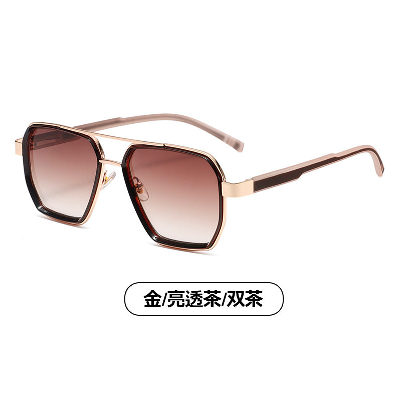 (6 PACK) Wholesale Sunglasses Small Trendy Street Vintage 2024 - BulkSunglassesWholesale.com - Gold Frame Gradient Tea