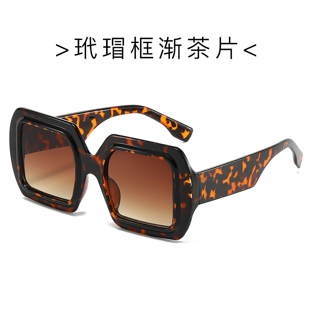 (6 PACK) Wholesale Sunglasses New Arrival Fashion Small Square Unique Classic 2024 - BulkSunglassesWholesale.com - Leopard Print Frame Gradient Tea Lens