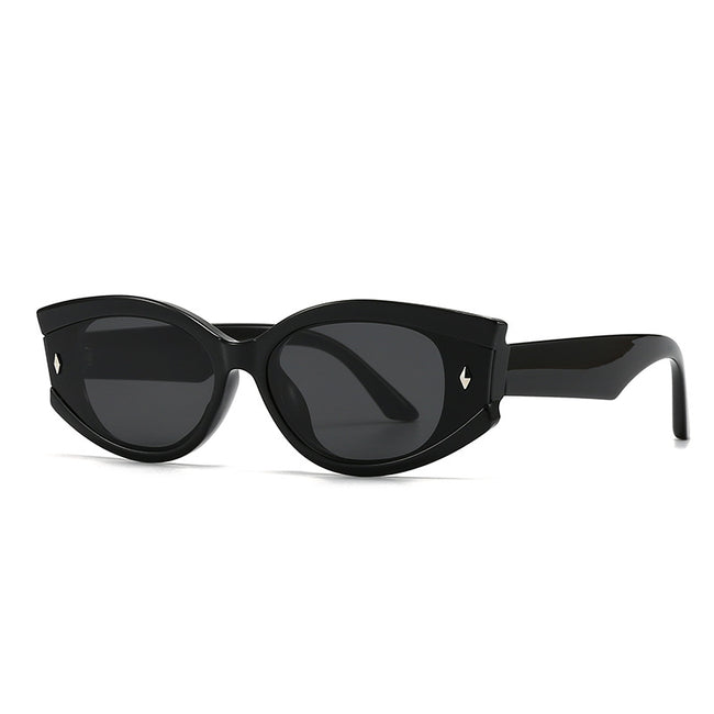 (6 PACK) Wholesale Sunglasses Round Trendy Street Women 2024 - BulkSunglassesWholesale.com - Black Black Grey Hover Image