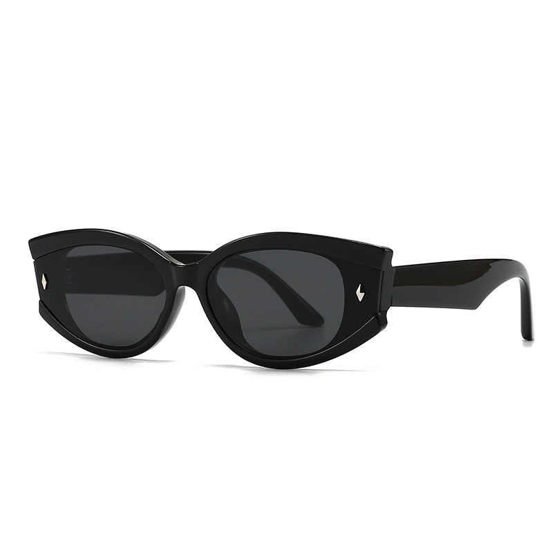 (6 PACK) Wholesale Sunglasses Round Trendy Street Women 2024 - BulkSunglassesWholesale.com - Black Black Grey