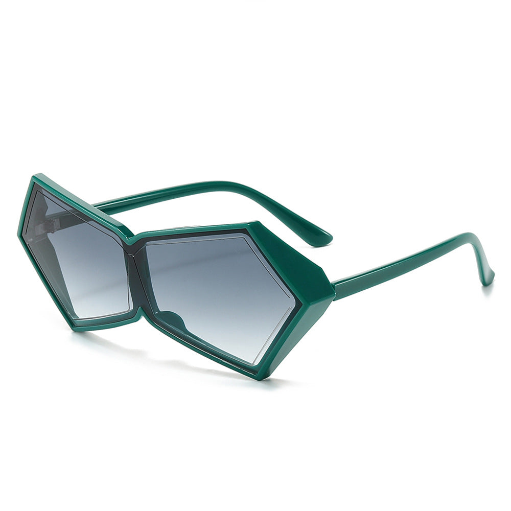 (6 PACK) Wholesale Sunglasses New Arrival Polygon Unique Triangle One Piece 2024 - BulkSunglassesWholesale.com - Clear Green Frame Gradient Black Lens