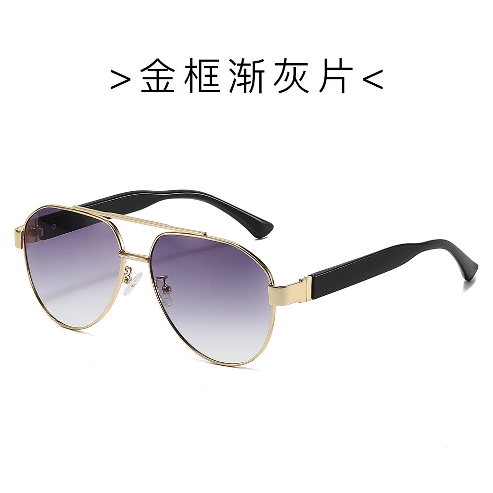 (6 PACK) Wholesale Sunglasses New Arrival Men Vintage Metal Aviator Double Bridge 2024 - BulkSunglassesWholesale.com - Gold Frame Gradient Black Lens