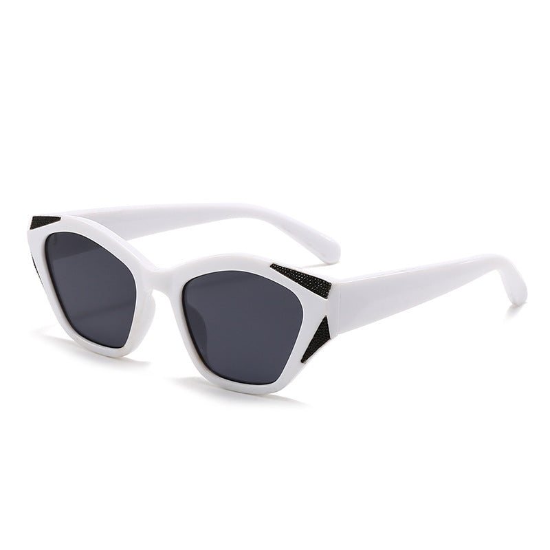 (6 PACK) Wholesale Sunglasses Cat Eye Vintage 2024 - BulkSunglassesWholesale.com - White Frame Black Grey