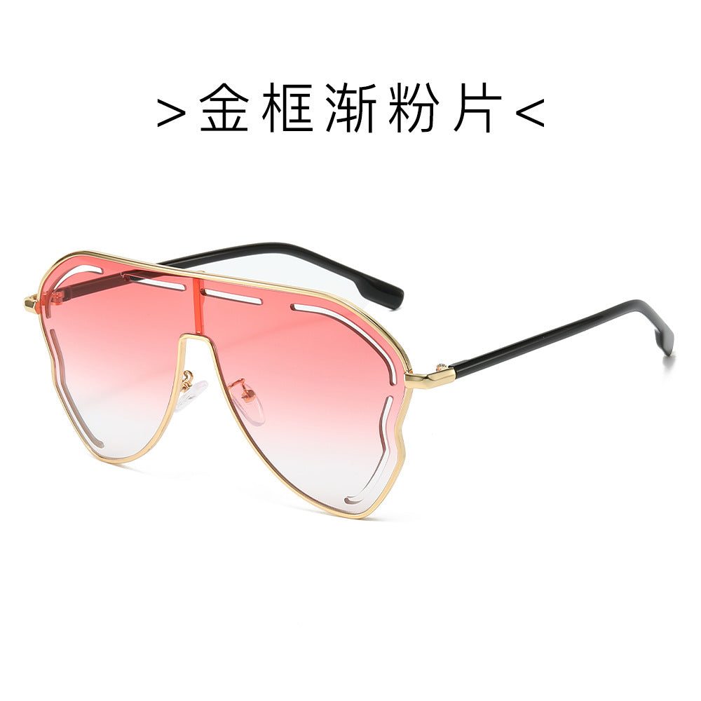 (6 PACK) Wholesale Sunglasses New Arrival Women Unique Women 2024 - BulkSunglassesWholesale.com - Gold Frame Gradient Pink Lens