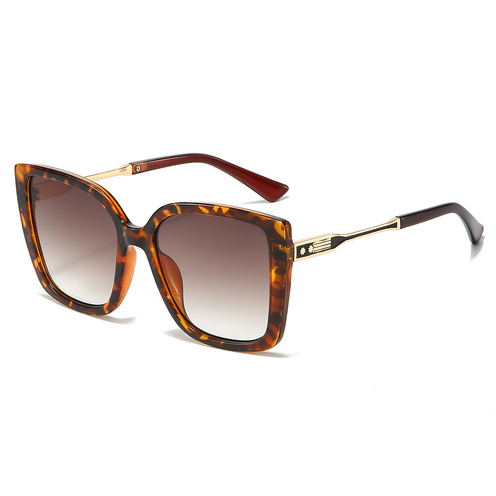 (6 PACK) Wholesale Sunglasses New Arrival Fashion Oversized Cat Eye Unique Metal 2025 - BulkSunglassesWholesale.com - Leopard Print Frame Gradient Tea Lens