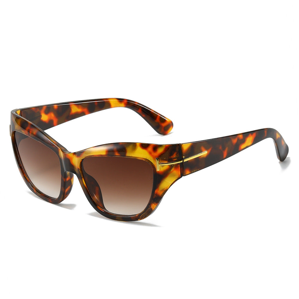 (6 PACK) Wholesale Sunglasses New Arrival Fashion Women Small Cat Eye Unique Trendy 2024 - BulkSunglassesWholesale.com - Leopard Print Frame Gradient Tea Lens