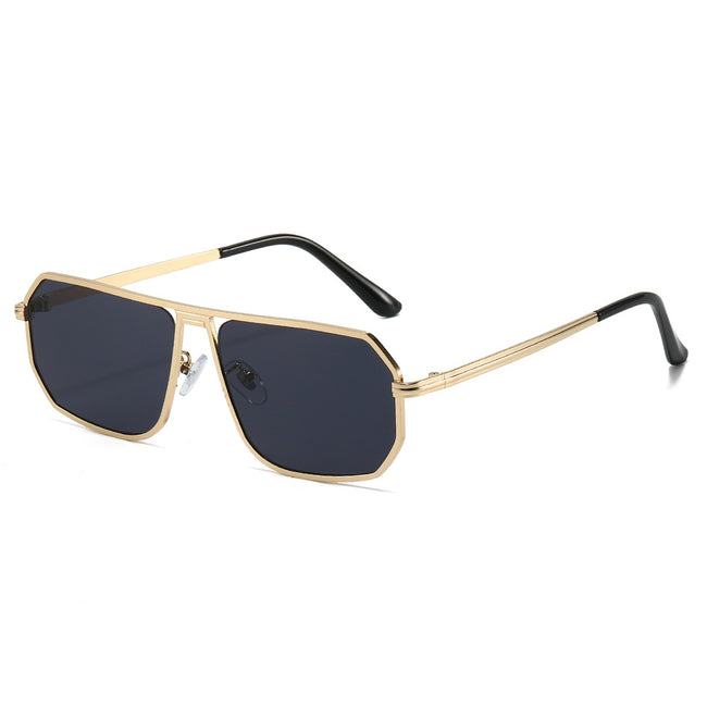 (6 PACK) Wholesale Sunglasses New Arrival Fashion Unique Women Fashion 2024 - BulkSunglassesWholesale.com - Gold Frame Black Lens Hover Image