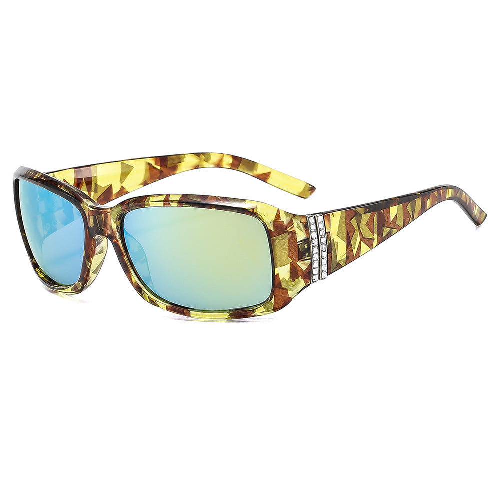 (6 PACK) Wholesale Sunglasses Classic Round Sport Trendy Polarized Rhinestone Women 2024 - BulkSunglassesWholesale.com - Yellow Frame Gold Mirrored