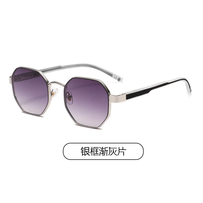 (6 PACK) Wholesale Sunglasses Small Trendy Street Vintage 2024 - BulkSunglassesWholesale.com - Silver Frame Gradient Black Lens