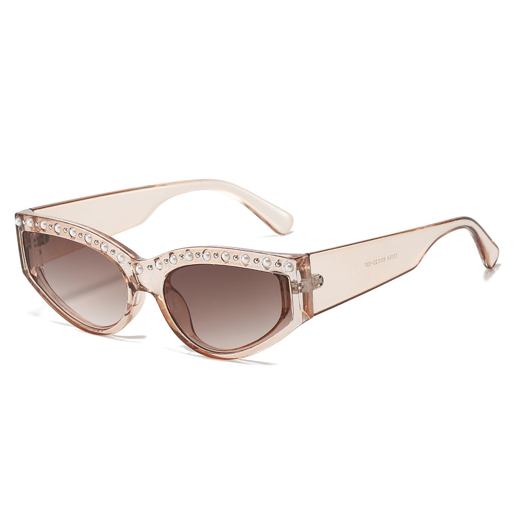 (6 PACK) Wholesale Sunglasses New Arrival Fashion Cat Eye Women Trendy Rhinestone Women 2025 - BulkSunglassesWholesale.com - Champagne Frame Gradient Tea Lens