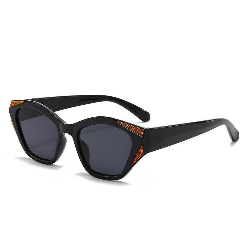 (6 PACK) Wholesale Sunglasses Cat Eye Vintage 2024 - BulkSunglassesWholesale.com - Black Orange Black Grey