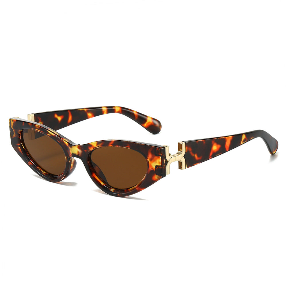 (6 PACK) Wholesale Sunglasses Cat Eye Fashion Trendy Unique Women 2025 - BulkSunglassesWholesale.com - Leopard Print Frame Tea Lens