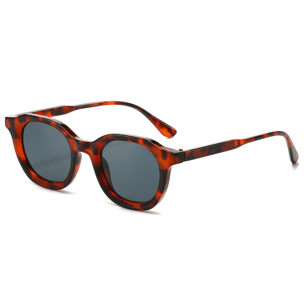 (6 PACK) Wholesale Sunglasses Round Vintage Round Fashion Unisex 2024 - BulkSunglassesWholesale.com - Leopard Print Frame Black Lens
