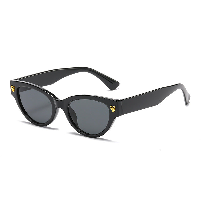 (6 PACK) Wholesale Sunglasses Fashion Cat Eye Unique Women New Arrival Leopard Head Street 2024 - BulkSunglassesWholesale.com - Black Frame Grey
