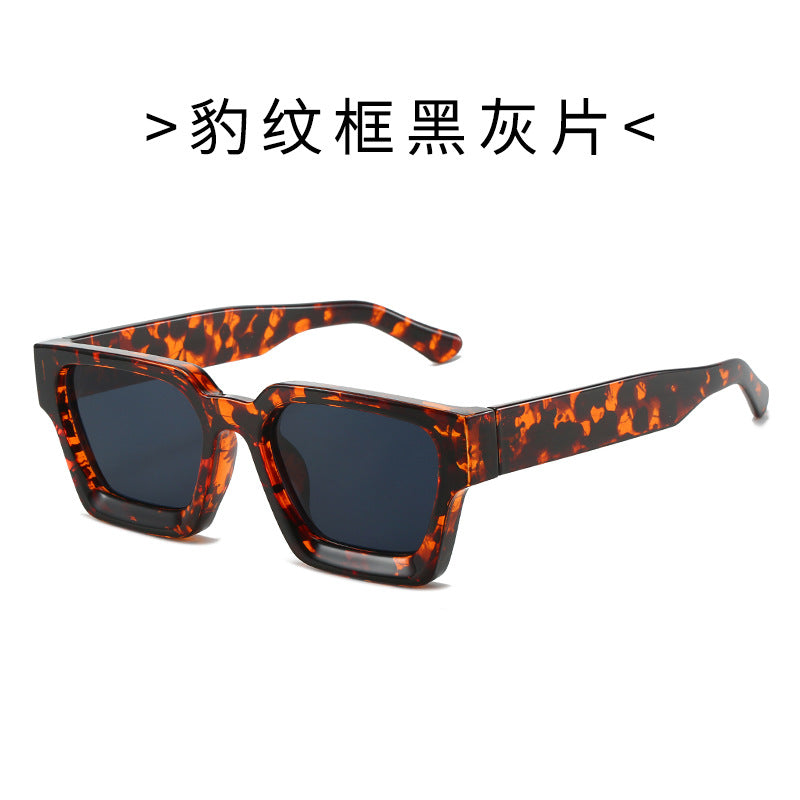 (6 PACK) Wholesale Sunglasses Square New Arrival Trendy Square Unique Oversized 2024 - BulkSunglassesWholesale.com - Leopard Print Frame Black Black Lens