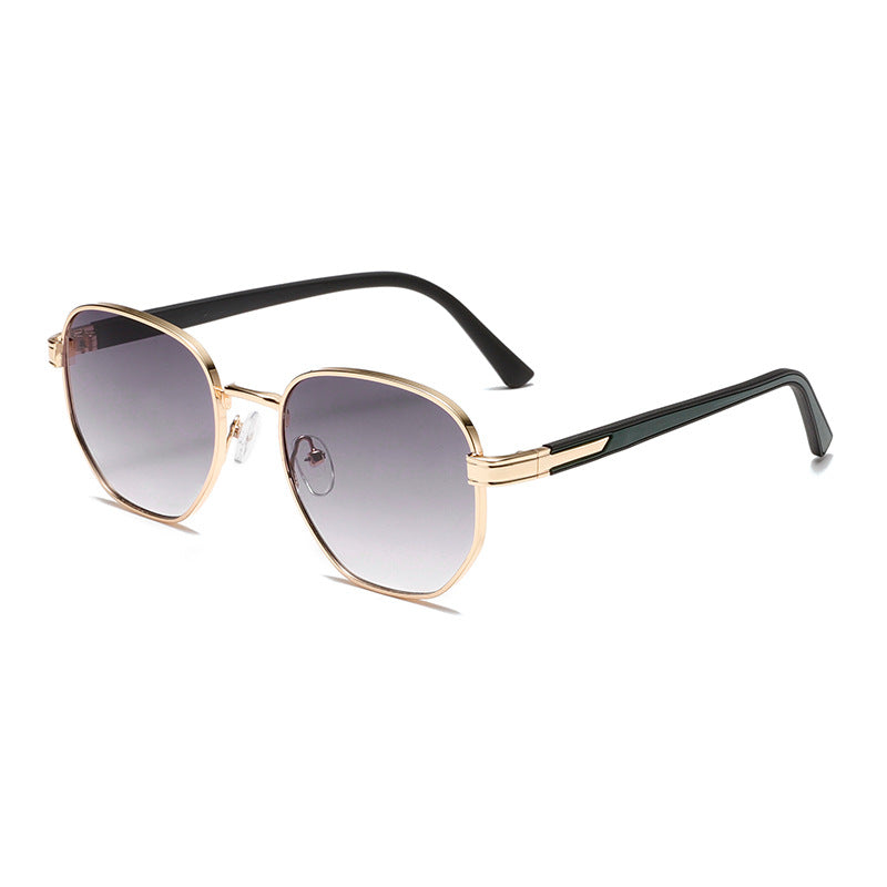 (6 PACK) Wholesale Sunglasses Metal Vintage Trendy Street 2024 - BulkSunglassesWholesale.com - Gold Frame Gradient Black