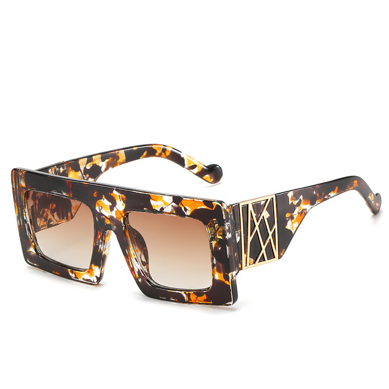 (6) PACK Wholesale Sunglasses 2023 - BulkSunglassesWholesale.com - Yellow Frame Gradient Tea