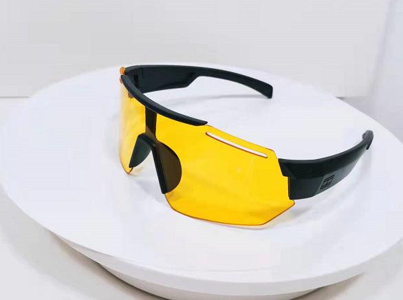 (12 PACK) Wholesale Sports Sunglasses 2022 P123002 - Bulk Sunglasses Wholesale