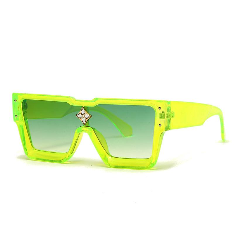 (6 PACK) Wholesale Sunglasses 2022 M422301 - Bulk Sunglasses Wholesale