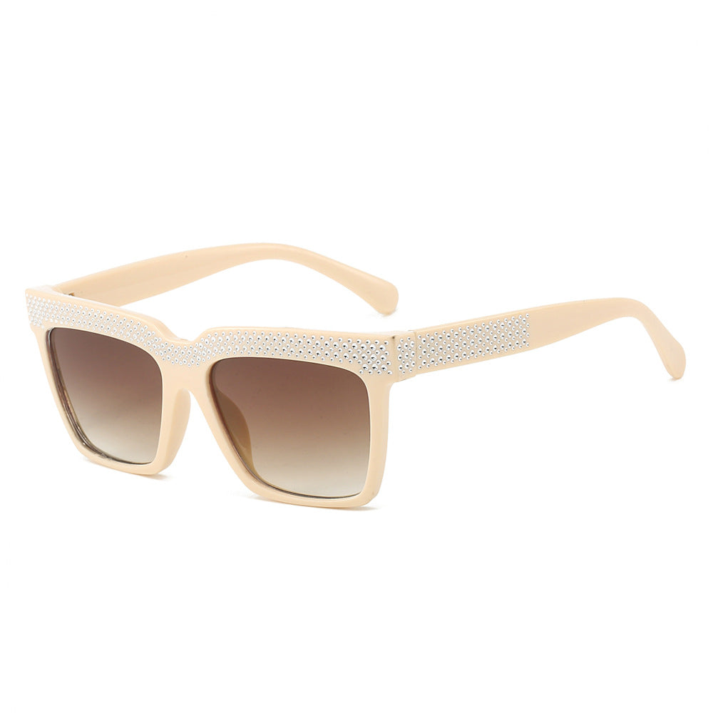 (6 PACK) Wholesale Sunglasses One Piece Rhinestone Outdoor 2024 - BulkSunglassesWholesale.com - Beige White Frame Gradient Tea Lens