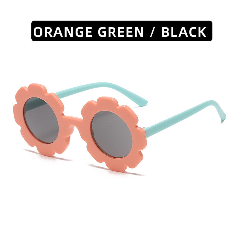 (6 PACK) Wholesale Sunglasses 2023 - BulkSunglassesWholesale.com - Orange Frame Green Temple Black Lens