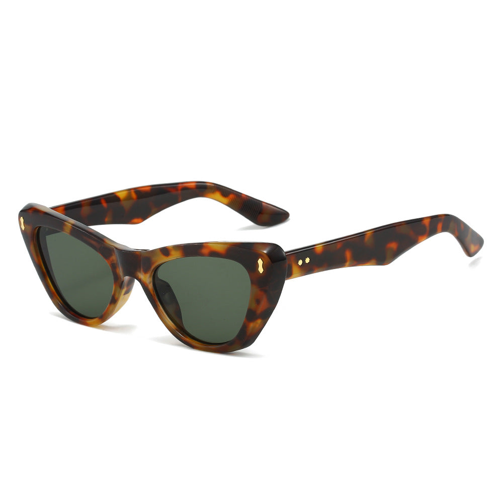 (6 PACK) Wholesale Sunglasses New Arrival Cat Eye Fashion Women 2023 - BulkSunglassesWholesale.com - Leopard Print Frame Green Lens