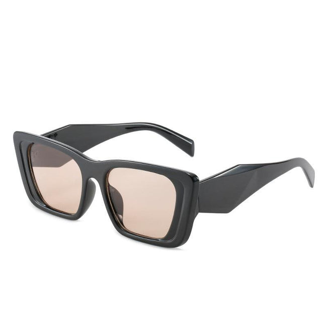 (6 PACK) Wholesale Sunglasses Women 2022 M120101 Main Image