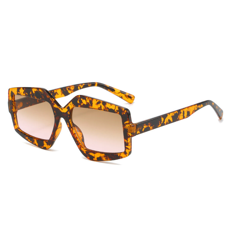 (6 PACK) Wholesale Sunglasses New Arrival Fashion Trendy Trendy Women 2023 - BulkSunglassesWholesale.com - Leopard Print Frame Tea Pink Lens