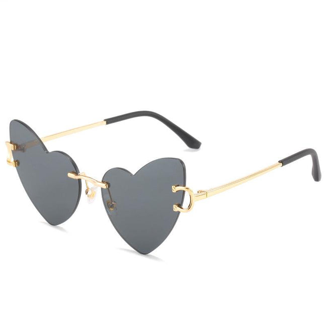 Sunglasses 2022 M115210 Hover Image