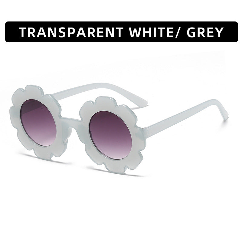 (6 PACK) Wholesale Sunglasses 2023 - BulkSunglassesWholesale.com - Clear Grey Frame Gradient Black Lens