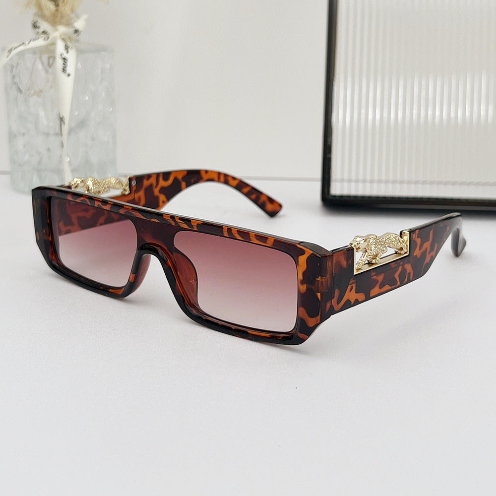 (6 PACK) Wholesale Sunglasses Small Vintage Square Trendy One Piece Unique 2024 - BulkSunglassesWholesale.com - Leopard Print Frame Gradient Tea Lens