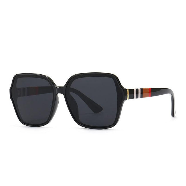 Sunglasses 2022 M215209 Hover Image