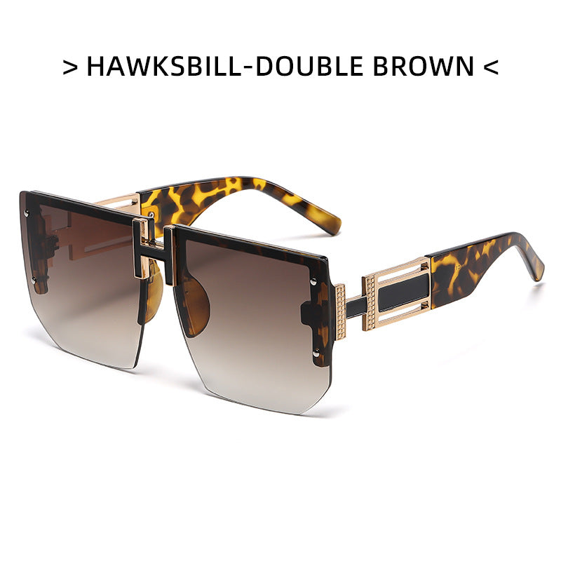 (12 PACK) Wholesale Sunglasses 2023 - BulkSunglassesWholesale.com - Leopard Print Gradient Tea Lens